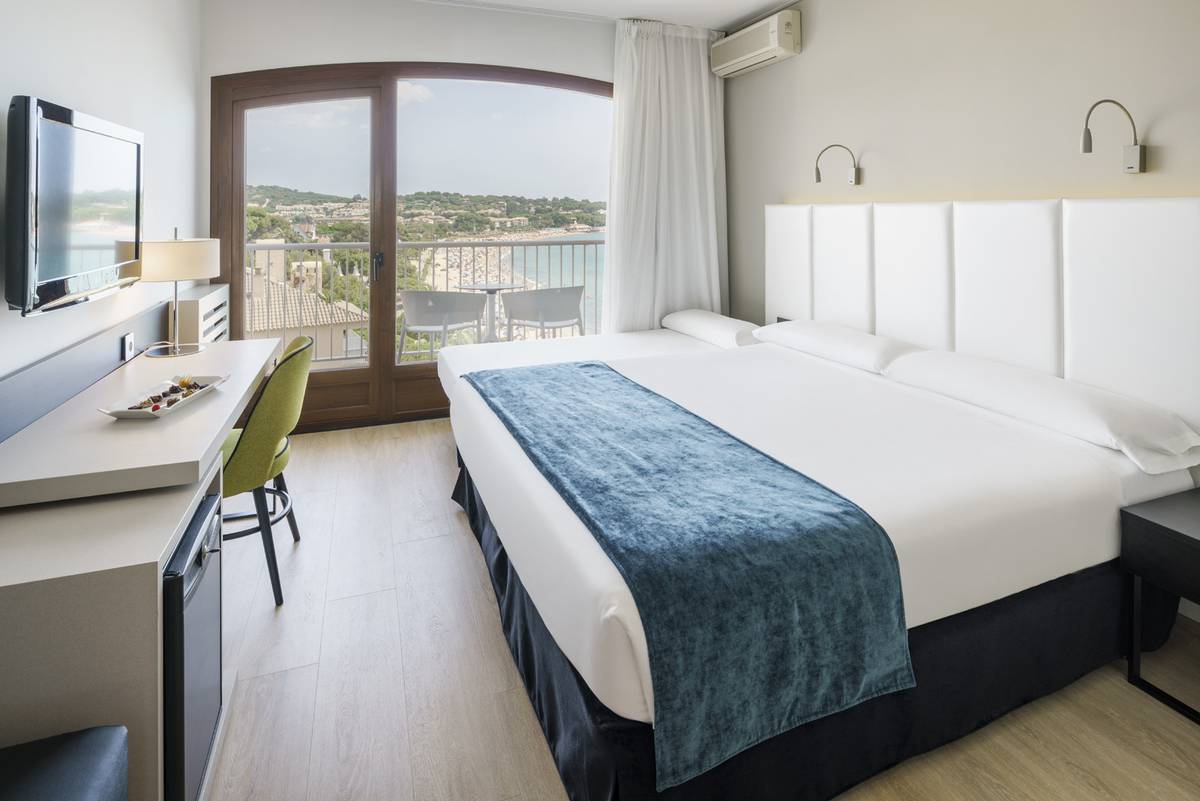 Quarto Hotel ILUNION Caleta Park S'Agaró