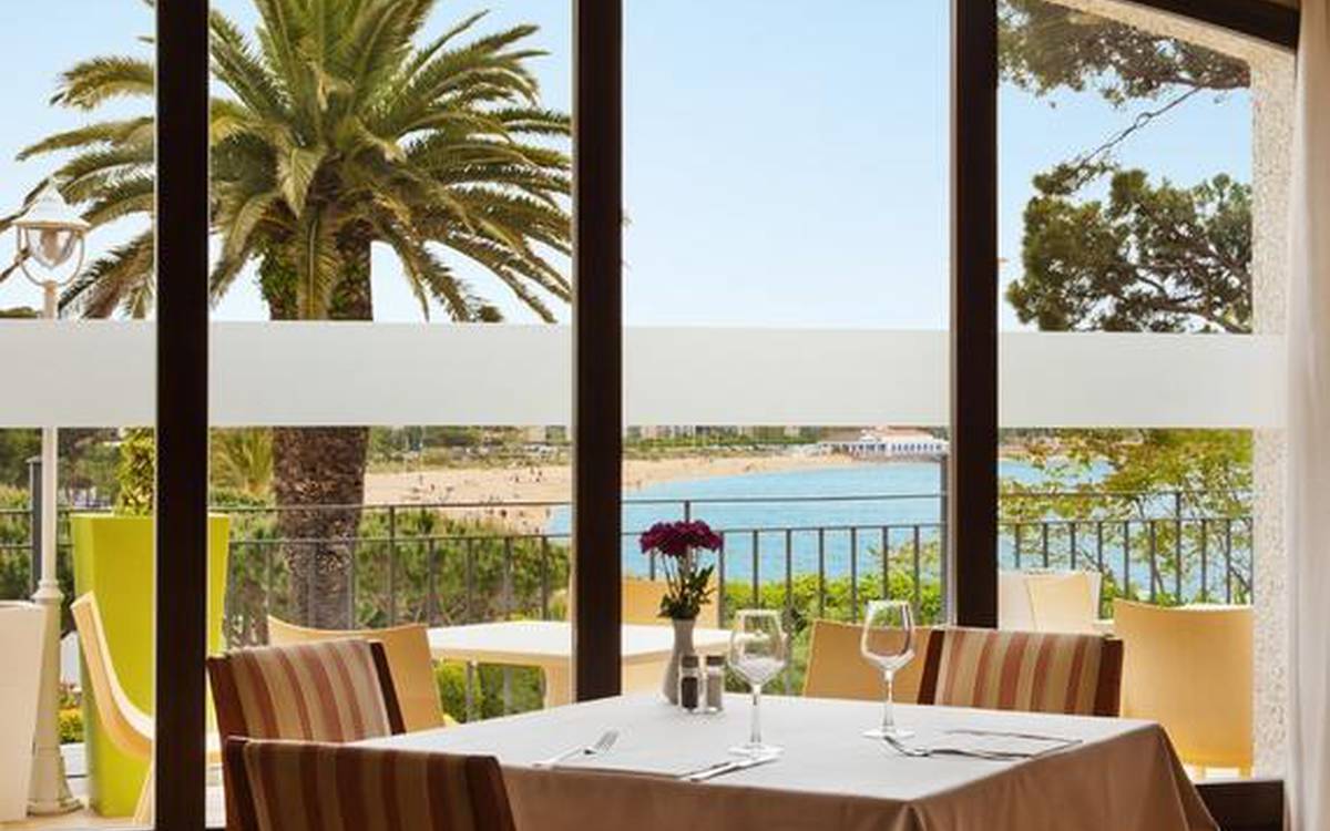 Primeira linha da praia Hotel ILUNION Caleta Park S'Agaró Primeira linha da praia Hotel ILUNION Caleta Park S'Agaró